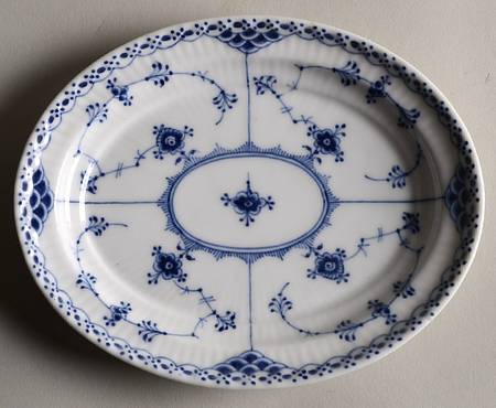 Blue Fluted Half Lace Border (No Trim) Pickle Dish