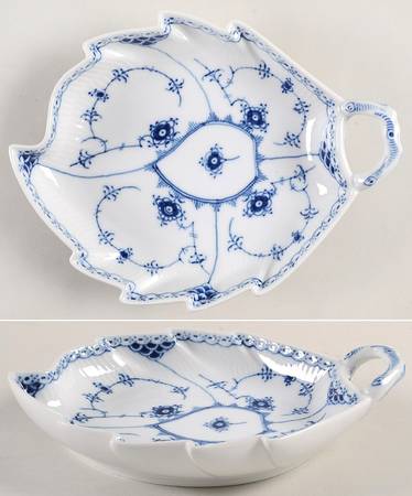 Blue Fluted Half Lace Border (No Trim) Leaf Shaped Dish