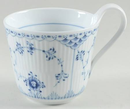 Blue Fluted Half Lace Border (No Trim) Mug