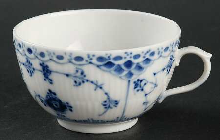 Blue Fluted Half Lace Border (No Trim) Flat Cup
