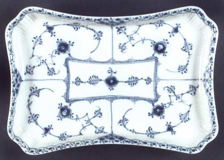 Blue Fluted Half Lace Border (No Trim) Rectangular Tray