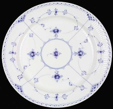Blue Fluted Half Lace Border (No Trim) 13" Chop Plate (Round Platter)