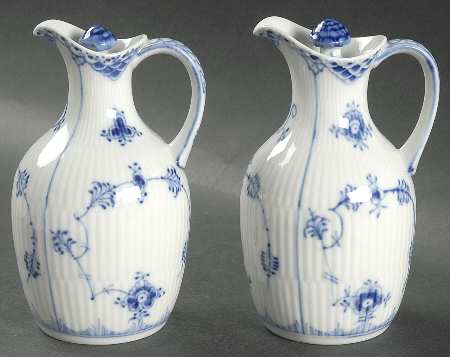 Blue Fluted Half Lace Border (No Trim) Vinegar and Oil Set with Stoppers