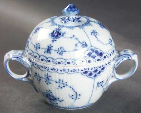 Blue Fluted Half Lace Border (No Trim) Sugar Bowl & Lid