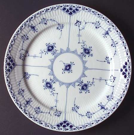 Blue Fluted Half Lace Border (No Trim) Dinner Plate