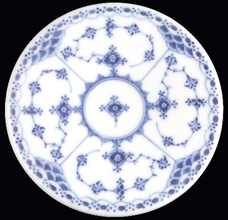 Blue Fluted Half Lace Border (No Trim) Tea Tile