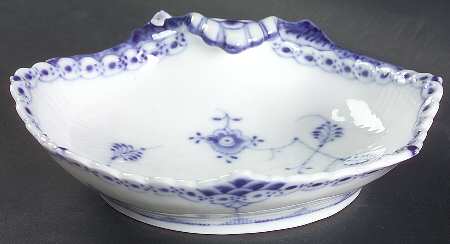 Blue Fluted Half Lace Border (No Trim) Pickle Dish
