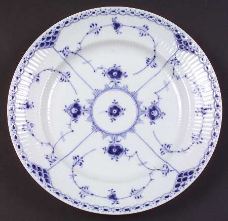Blue Fluted Half Lace Border (No Trim) Luncheon Plate