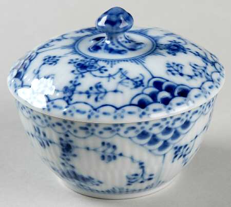 Blue Fluted Half Lace Border (No Trim) Mini Sugar Bowl & Lid
