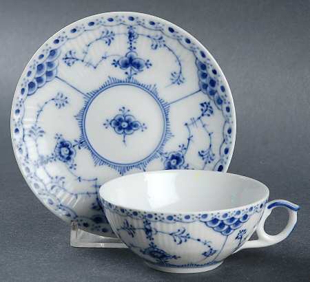 Blue Fluted Half Lace Border (No Trim) Flat Cup & Saucer Set