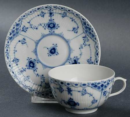 Blue Fluted Half Lace Border (No Trim) Flat Cup & Saucer Set