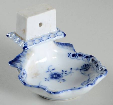 Blue Fluted Half Lace Border (No Trim) Matchbox Holder with Strike
