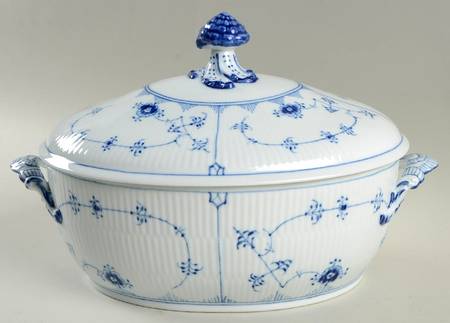 Blue Fluted Plain (No Trim) Tureen & Lid
