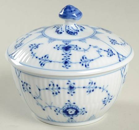 Blue Fluted Plain (No Trim) Sugar Bowl & Lid