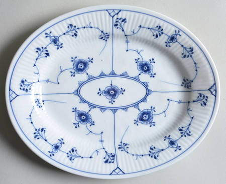 Blue Fluted Plain (No Trim) 9" Oval Serving Platter