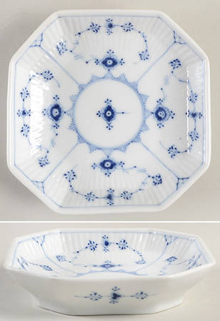 Blue Fluted Plain (No Trim) Bon Bon