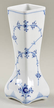 Blue Fluted Plain (No Trim) 4" Vase