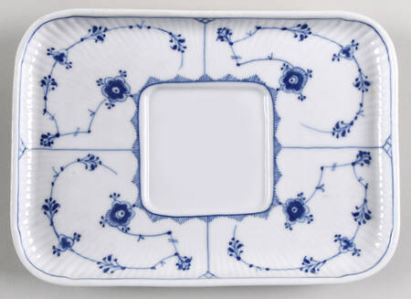Blue Fluted Plain (No Trim) Underplate for Ink Well