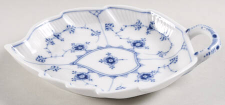 Blue Fluted Plain (No Trim) Leaf Shaped Dish