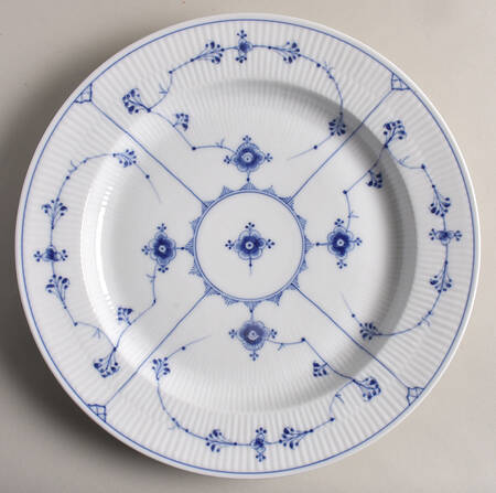 Blue Fluted Plain (No Trim) 11" Chop Plate (Round Platter)