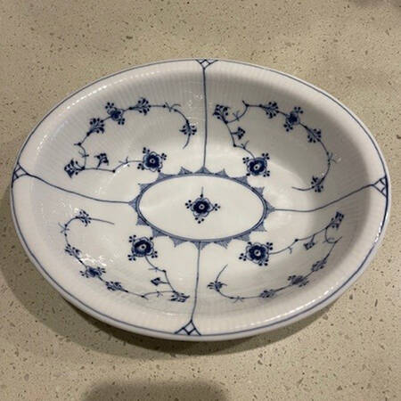 Blue Fluted Plain (No Trim) 9" Oval Vegetable Bowl