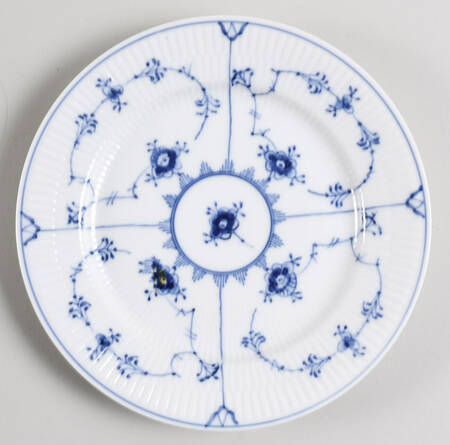Blue Fluted Plain (No Trim) Salad Plate