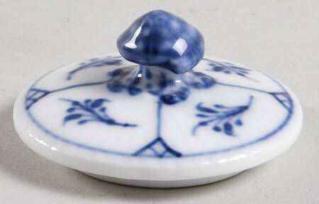 Blue Fluted Plain (No Trim) Lid for Mini Teapot