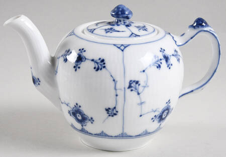 Blue Fluted Plain (No Trim) Mini Teapot & Lid