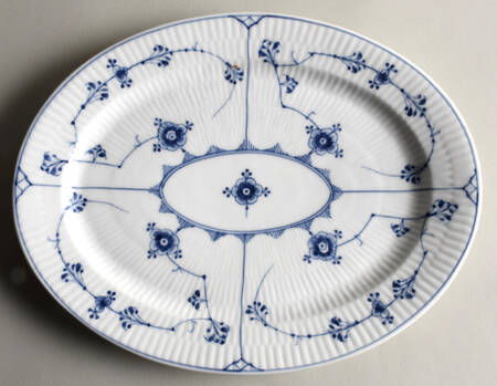 Blue Fluted Plain (No Trim) 12" Oval Serving Platter