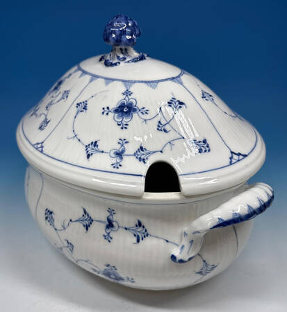 Blue Fluted Plain (No Trim) Oval Tureen & Lid