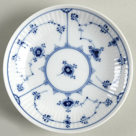 Blue Fluted Plain (No Trim) Saucer for Flat Cup