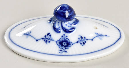 Blue Fluted Plain (No Trim) Lid for Mini Teapot