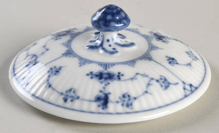 Blue Fluted Plain (No Trim) Lid for Sugar Bowl