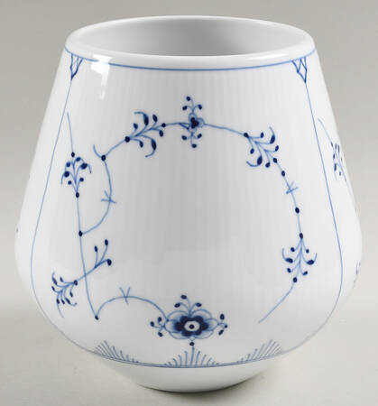 Blue Fluted Plain (No Trim) 6" Vase