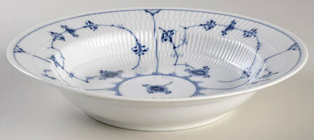 Blue Fluted Plain (No Trim) Rim Soup Bowl