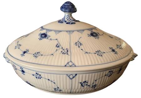 Blue Fluted Plain (No Trim) Oval Covered Vegetable