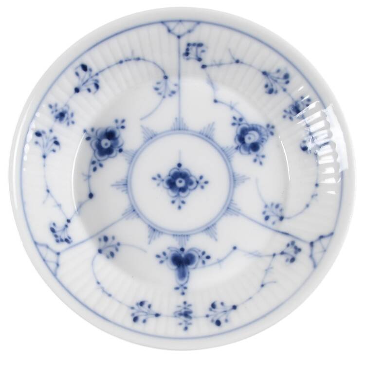 Blue Fluted Plain (No Trim) Saucer for Breakfast Cup