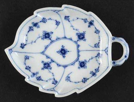 Blue Fluted Plain (No Trim) Leaf Shaped Dish