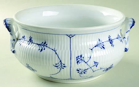 Blue Fluted Plain (No Trim) Tureen No Lid