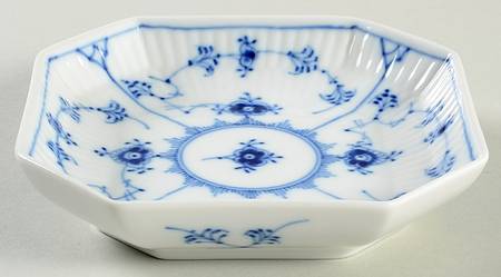 Blue Fluted Plain (No Trim) 4" Ashtray