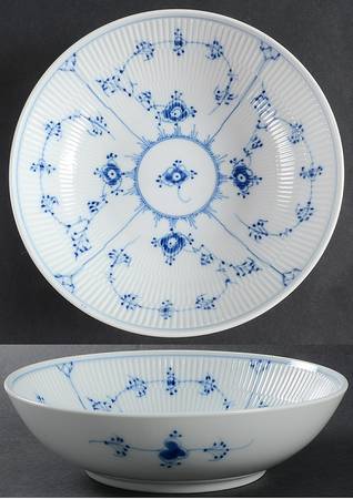 Blue Fluted Plain (No Trim) 8" Round Vegetable Bowl