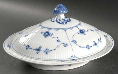 Blue Fluted Plain (No Trim) Oval Covered Vegetable