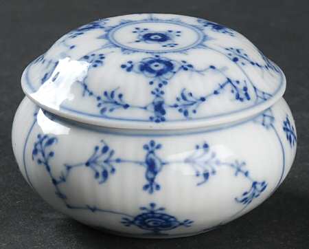Blue Fluted Plain (No Trim) 2" Round Box & Lid