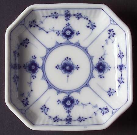 Blue Fluted Plain (No Trim) 4" Ashtray