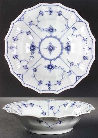 Blue Fluted Plain (No Trim) Bon Bon