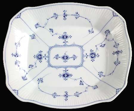 Blue Fluted Plain (No Trim) Rectangular Cake Plate