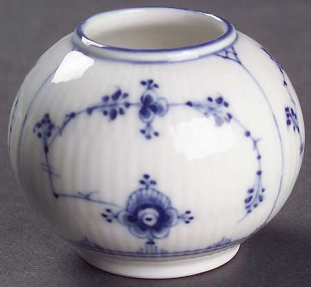 Blue Fluted Plain (No Trim) Toothpick Holder