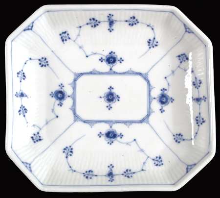 Blue Fluted Plain (No Trim) 7" Octagonal Dish