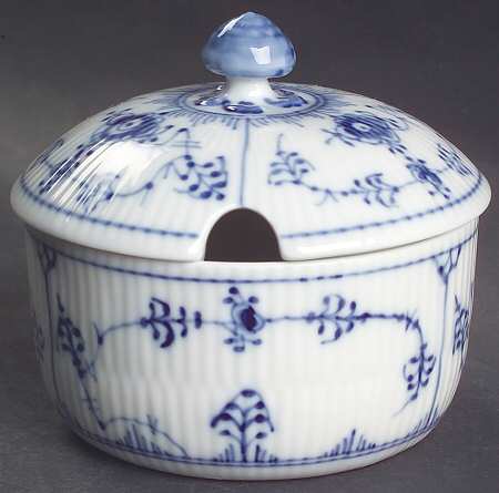 Blue Fluted Plain (No Trim) Marmalade & Lid