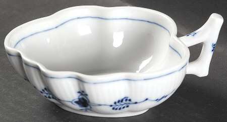 Blue Fluted Plain (No Trim) 5" Handled Leaf Dish